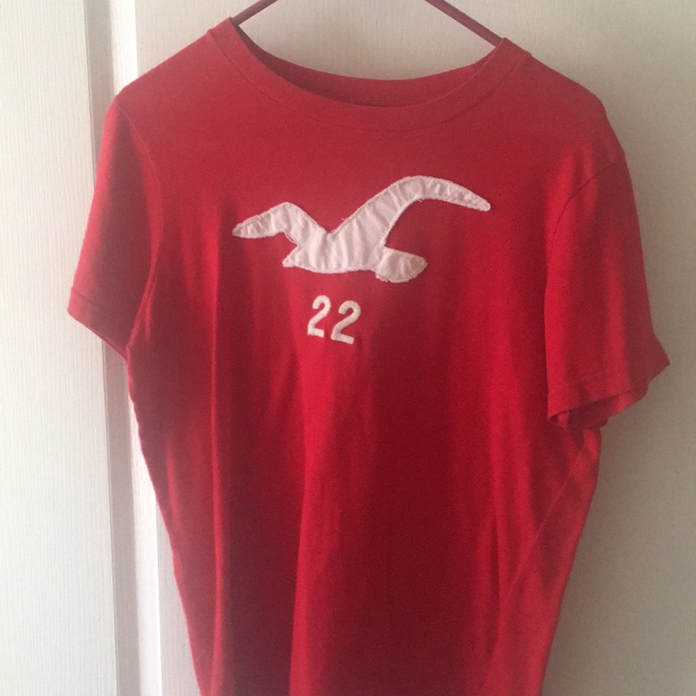 Hollister men’s red small shirt